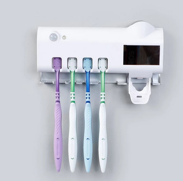 Wall mounted toothbrush holder with uv-KR070178